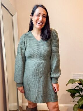 Cupshe Sage Green Knit V-Neck Long Sleeve Dress